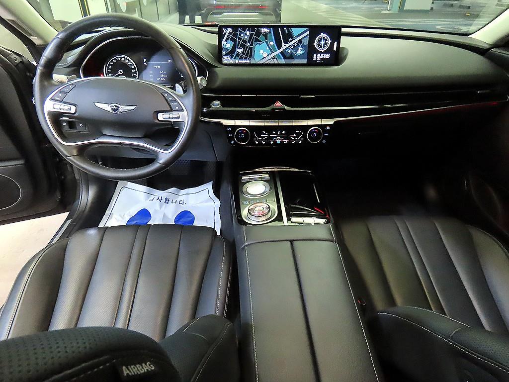 Genesis G80 - Vista 12