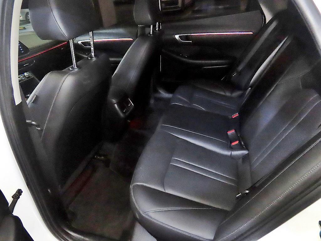 HYUNDAI Sonata - Vista 9