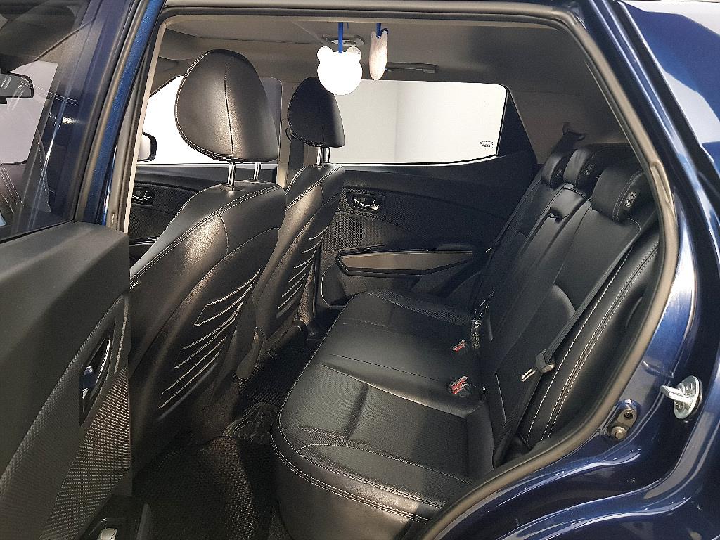 Ssangyong Tivoli - Vista 11