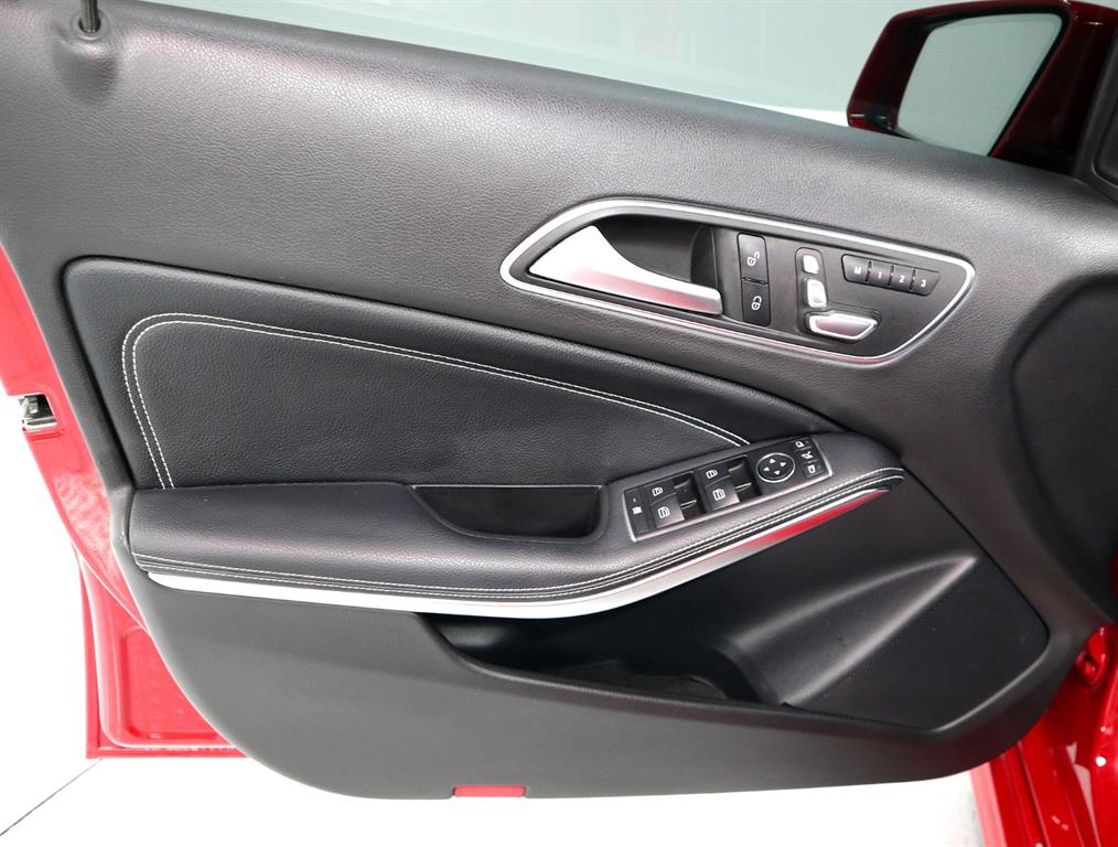 Mercedes Benz A Class - Vista 10