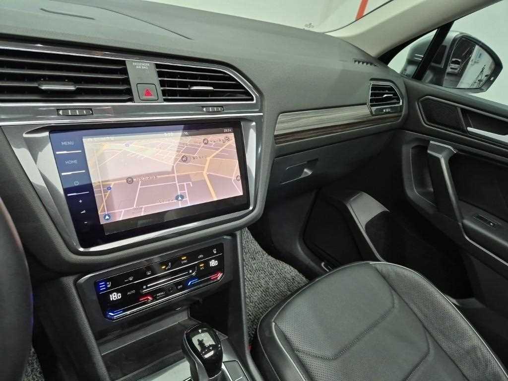 Volkswagen Tiguan - Vista 12