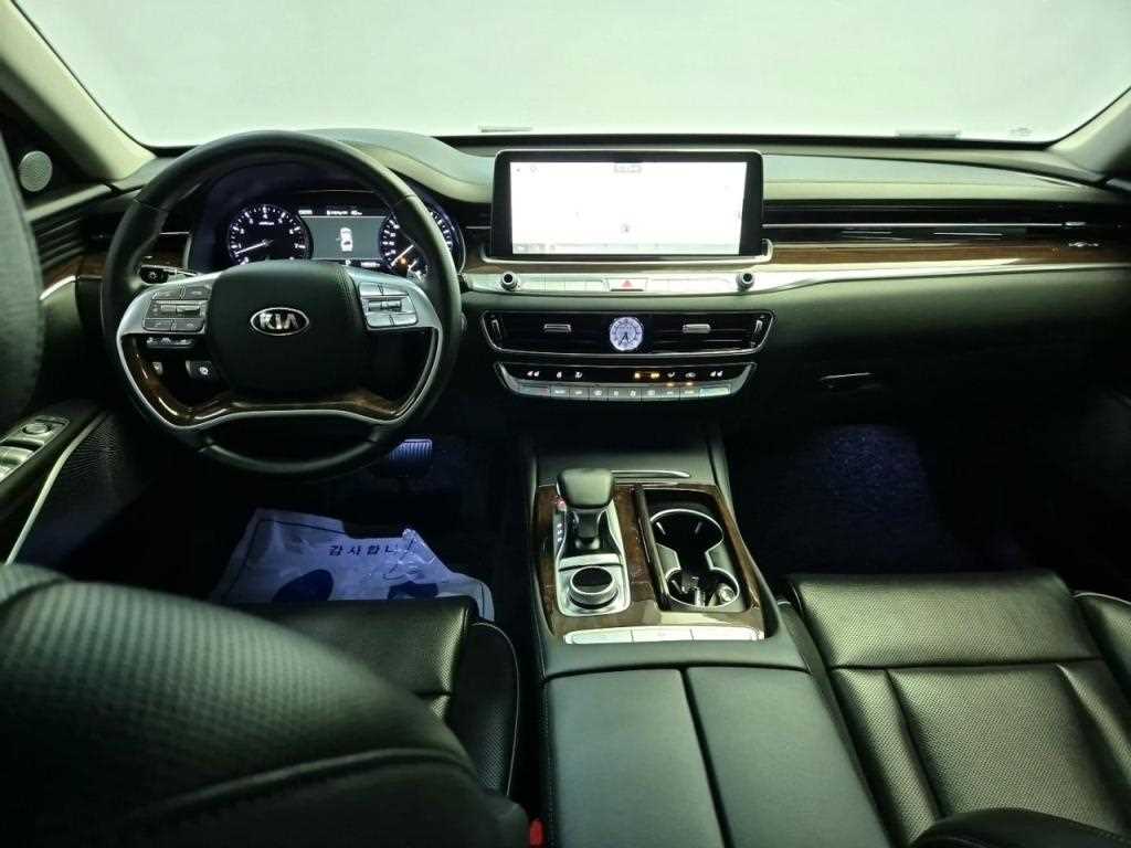 KIA K9 - Vista 6