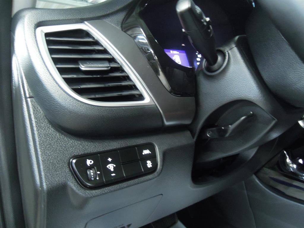 KIA Seltos - Vista 12