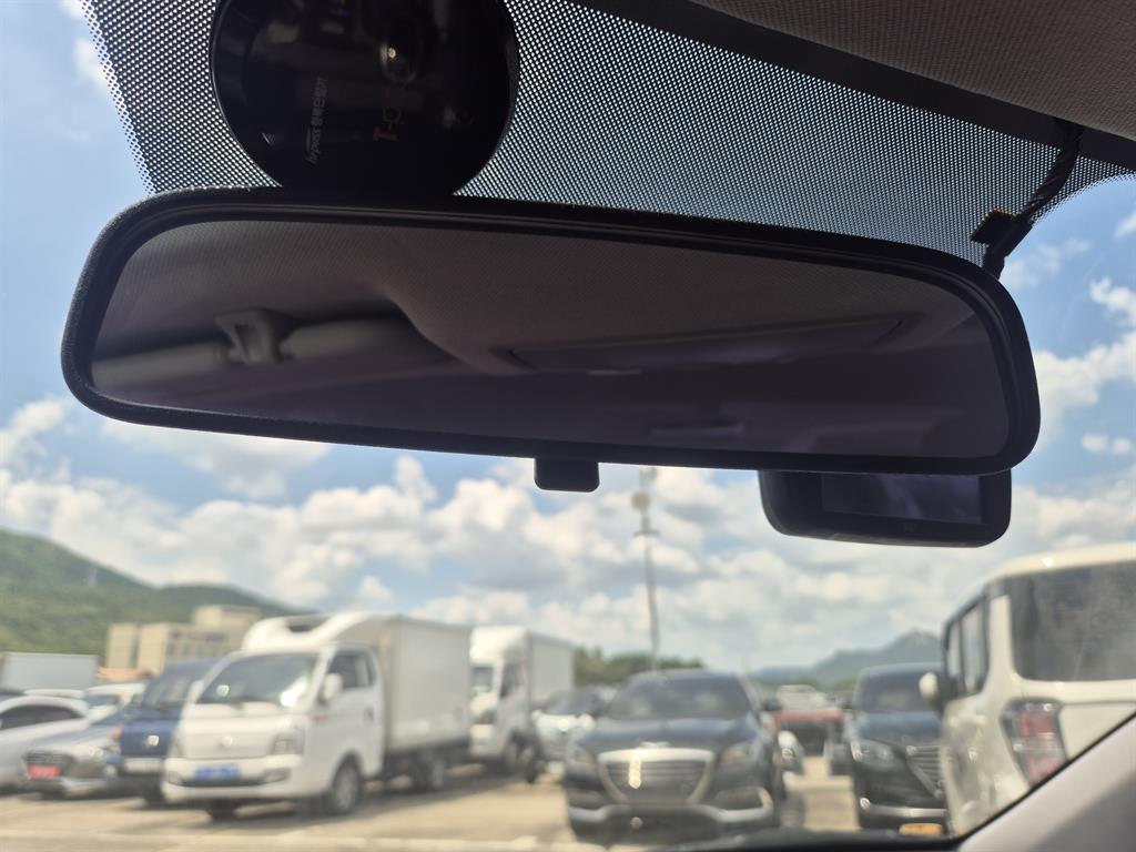 HYUNDAI Avante 2016 Blanco - Importación desde Corea - HF Imports Iquique - Foto 15