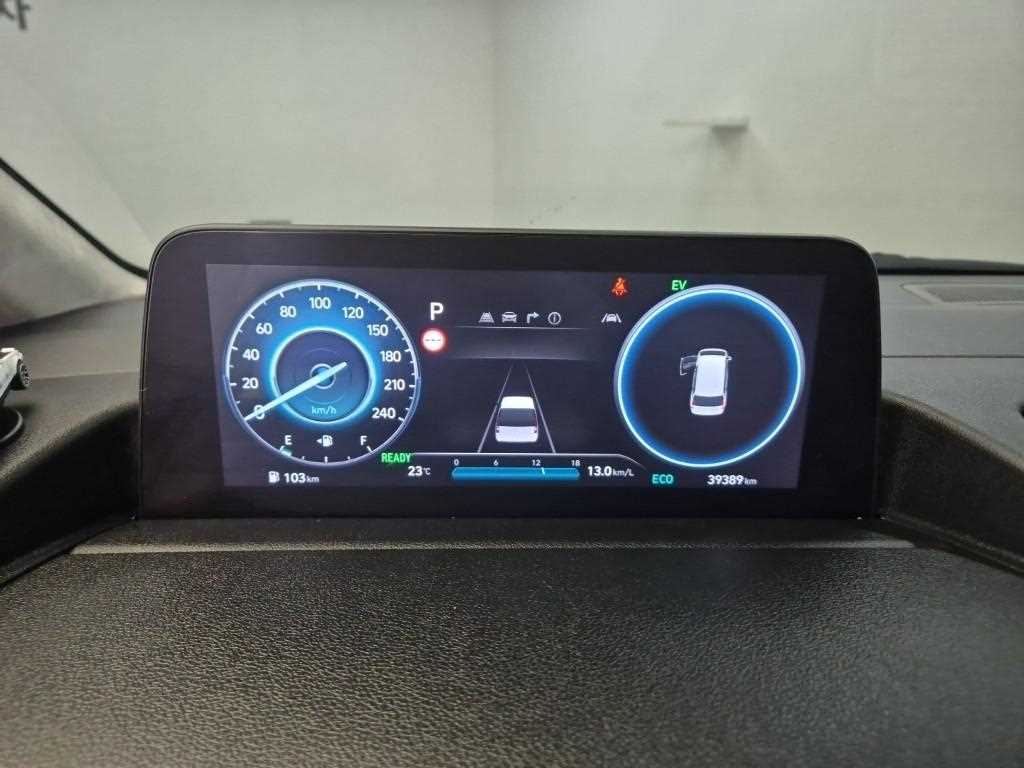 HYUNDAI Staria - Vista 8