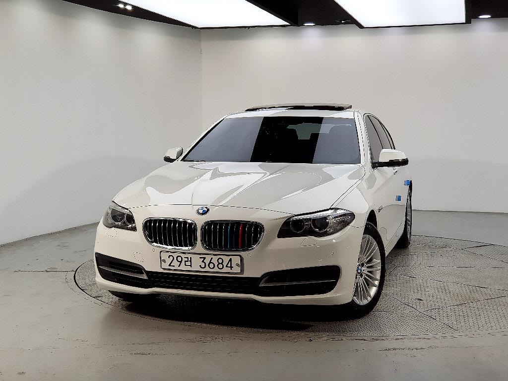 BMW 5 Series - Vista 2