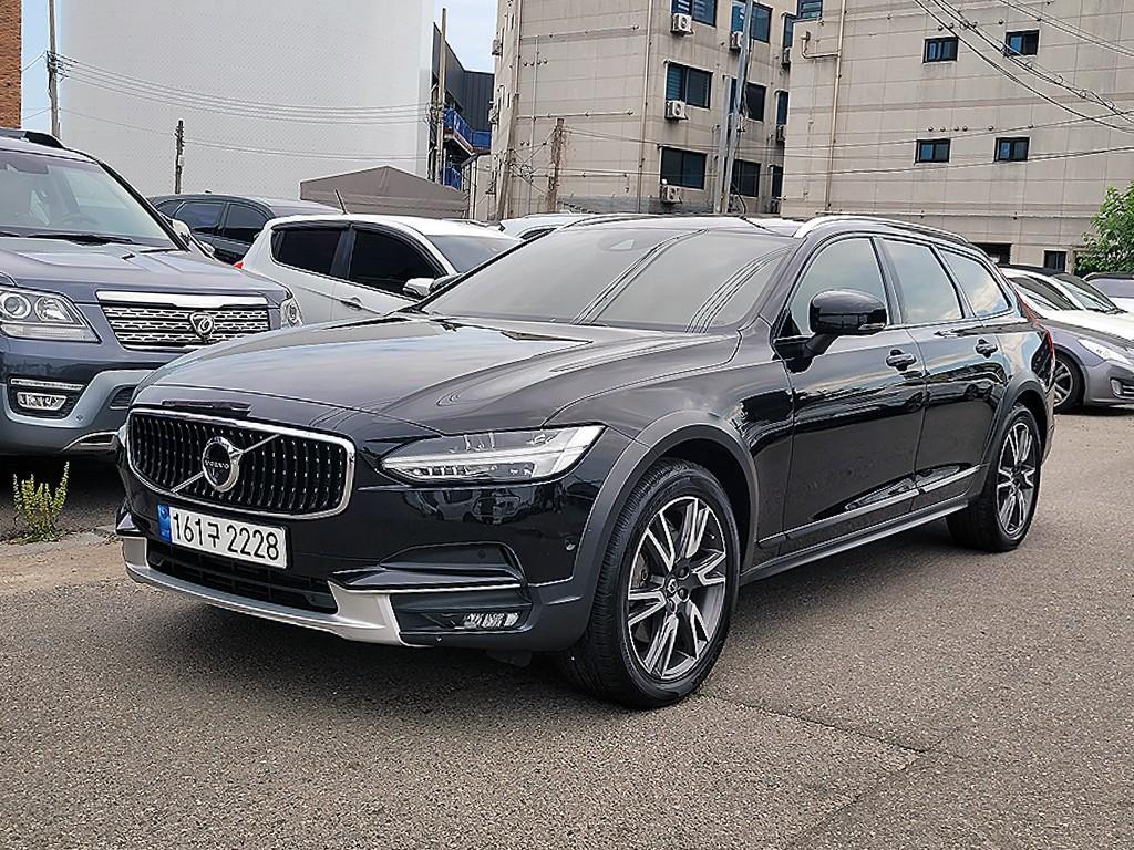 Volvo V90 - Vista 2