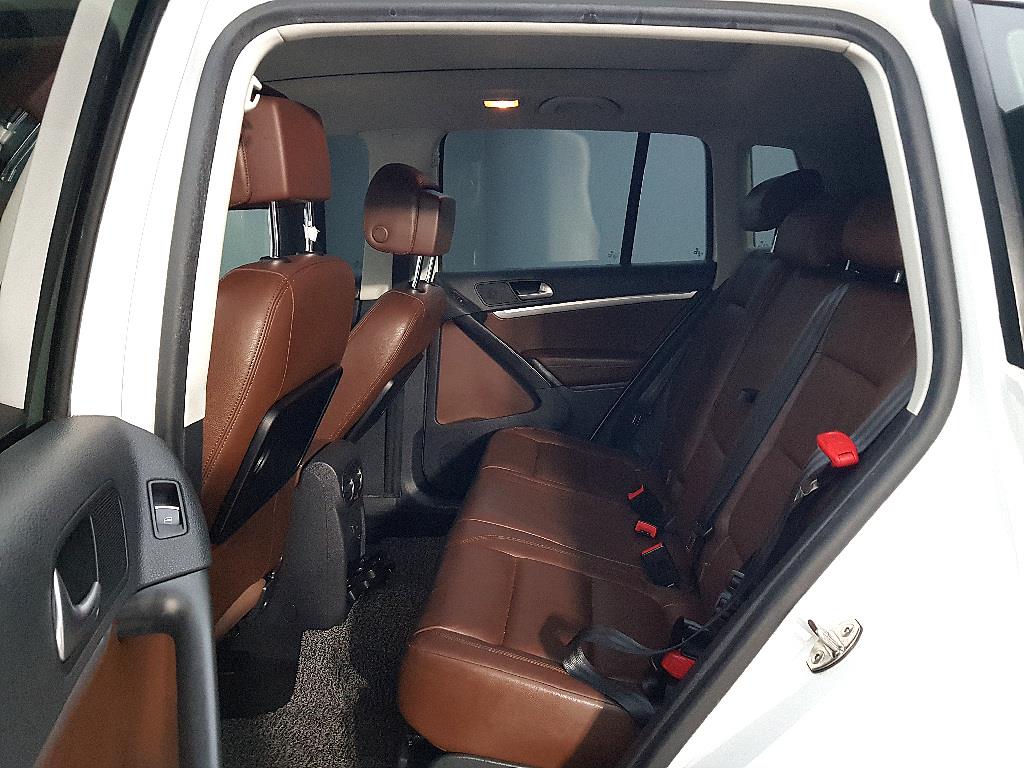 Volkswagen Tiguan - Vista 11