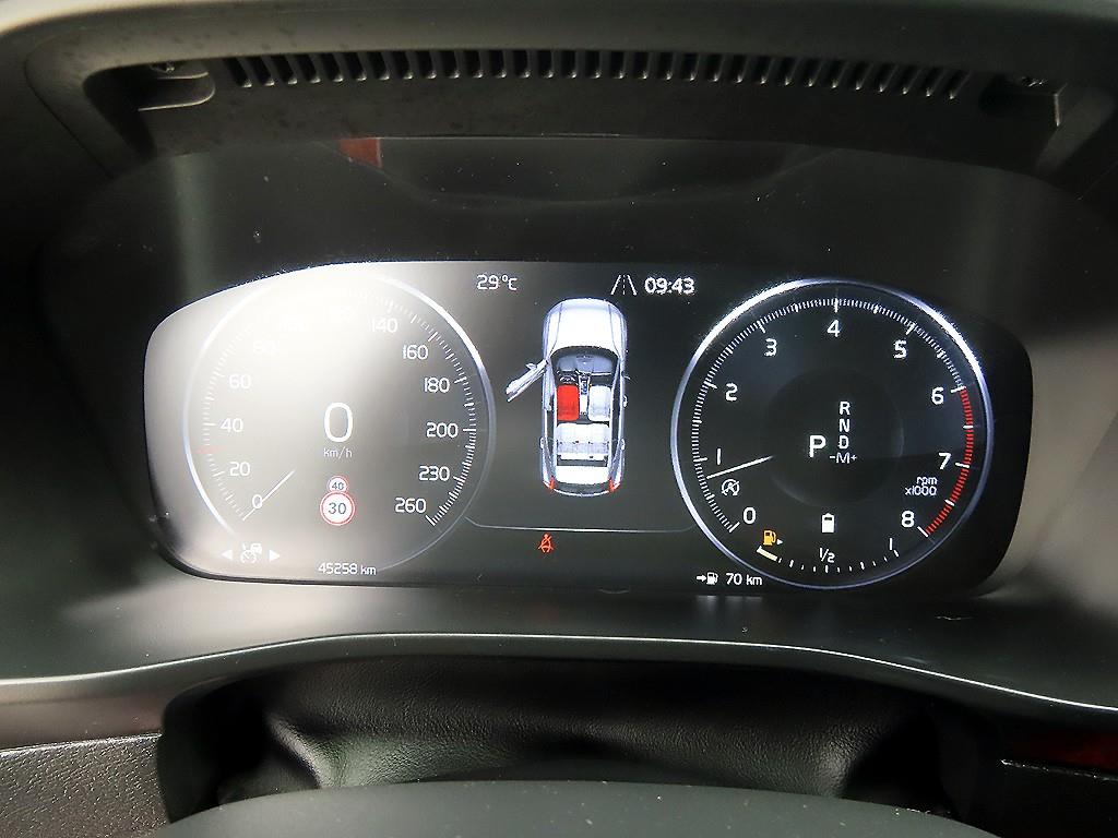 Volvo XC40 - Vista 11