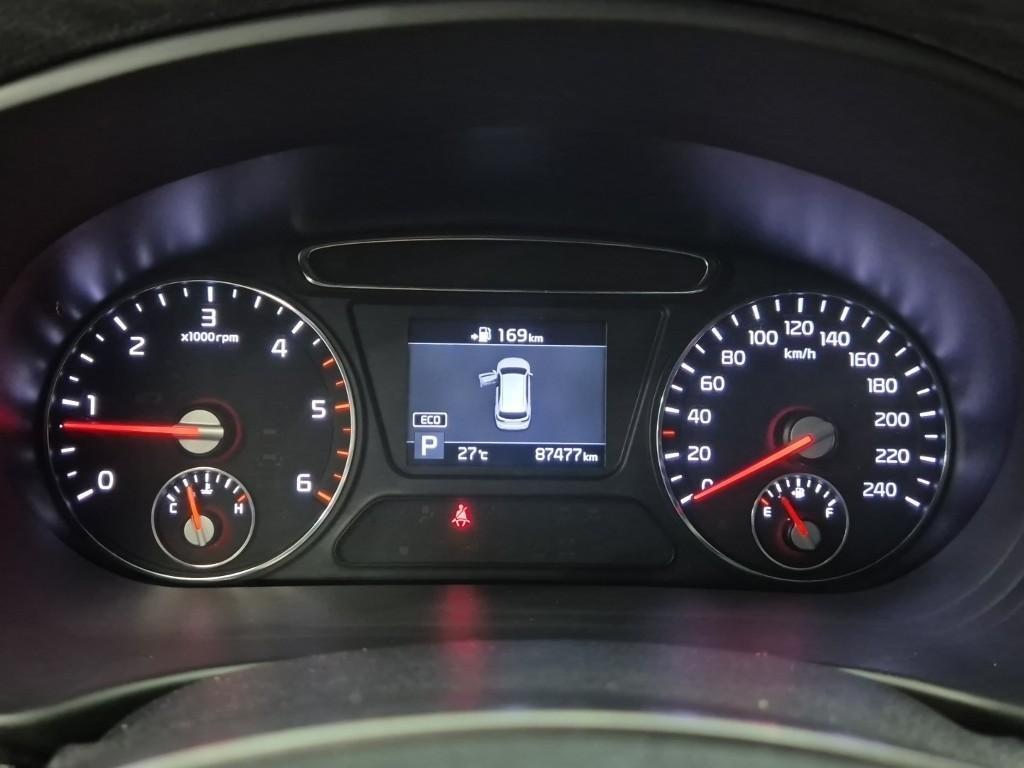KIA Sorento - Vista 8