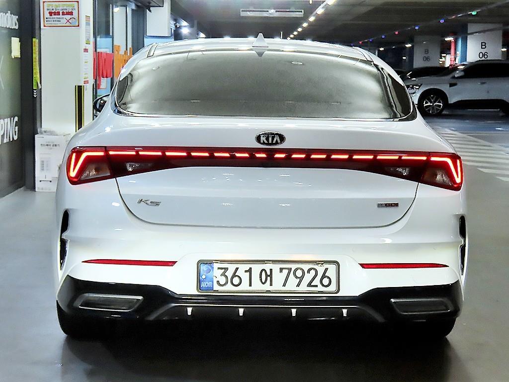 KIA K5 - Vista 7