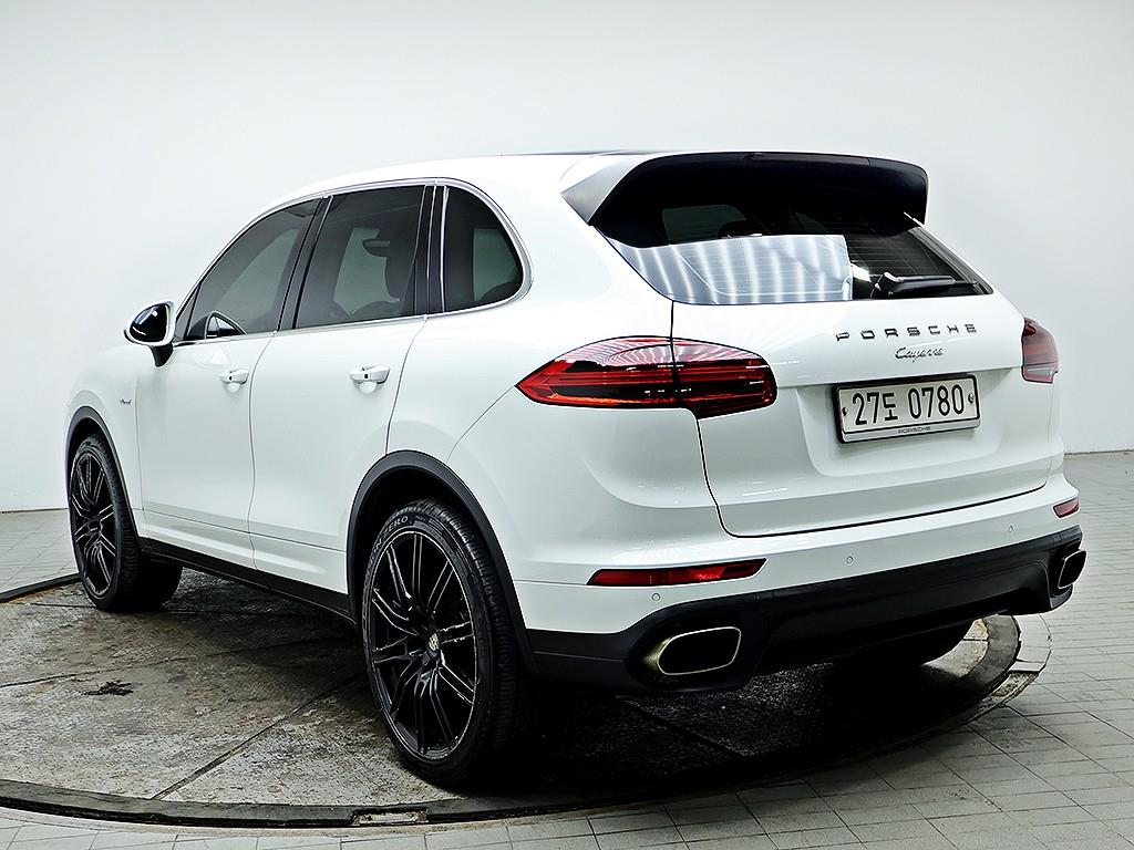 Porsche Cayenne - Vista 6