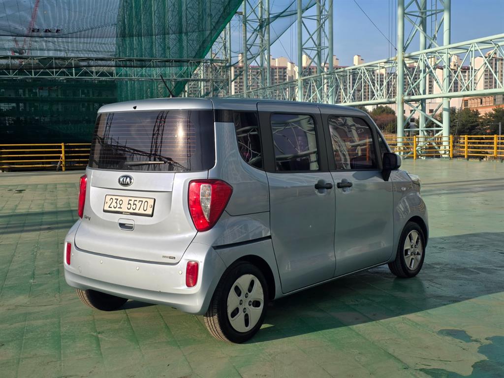KIA Ray - Vista 6