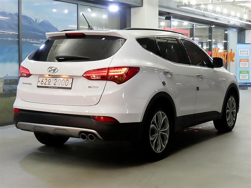 HYUNDAI Santa Fe - Vista 6