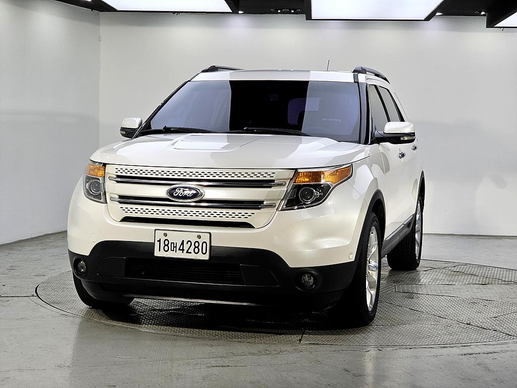 Ford Explorer - Vista 2