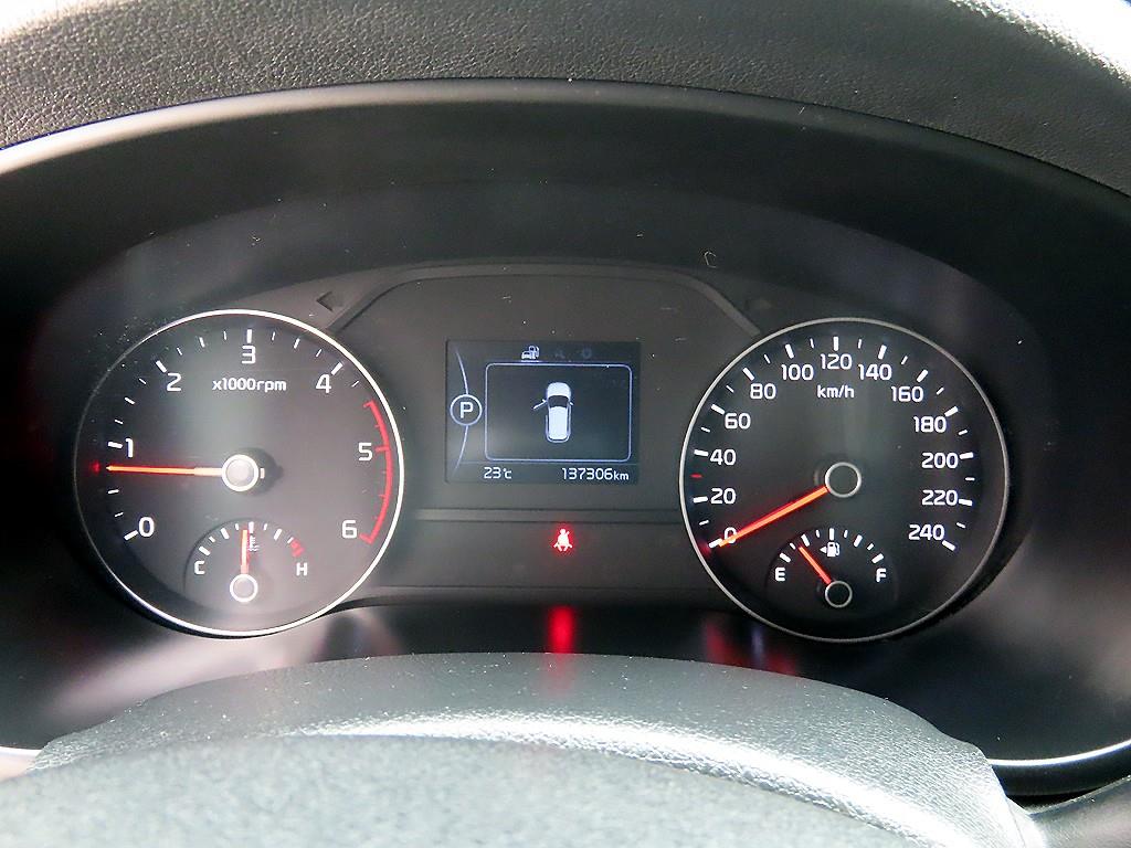 KIA Sportage - Vista 11