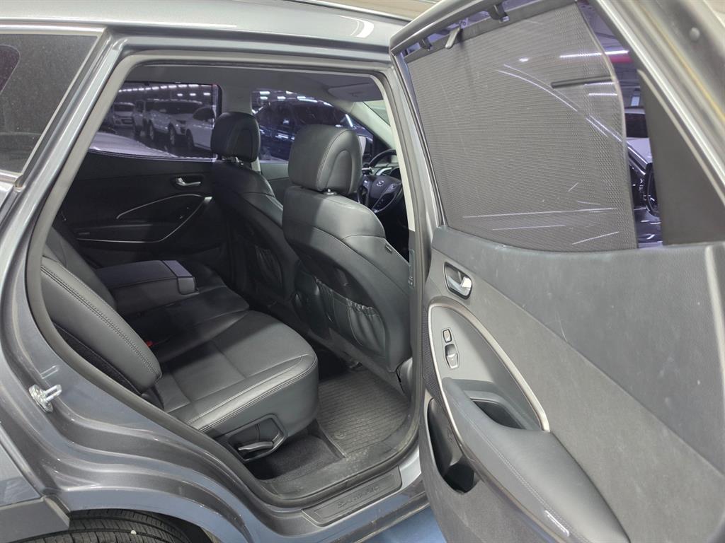 HYUNDAI Santa Fe - Vista 10