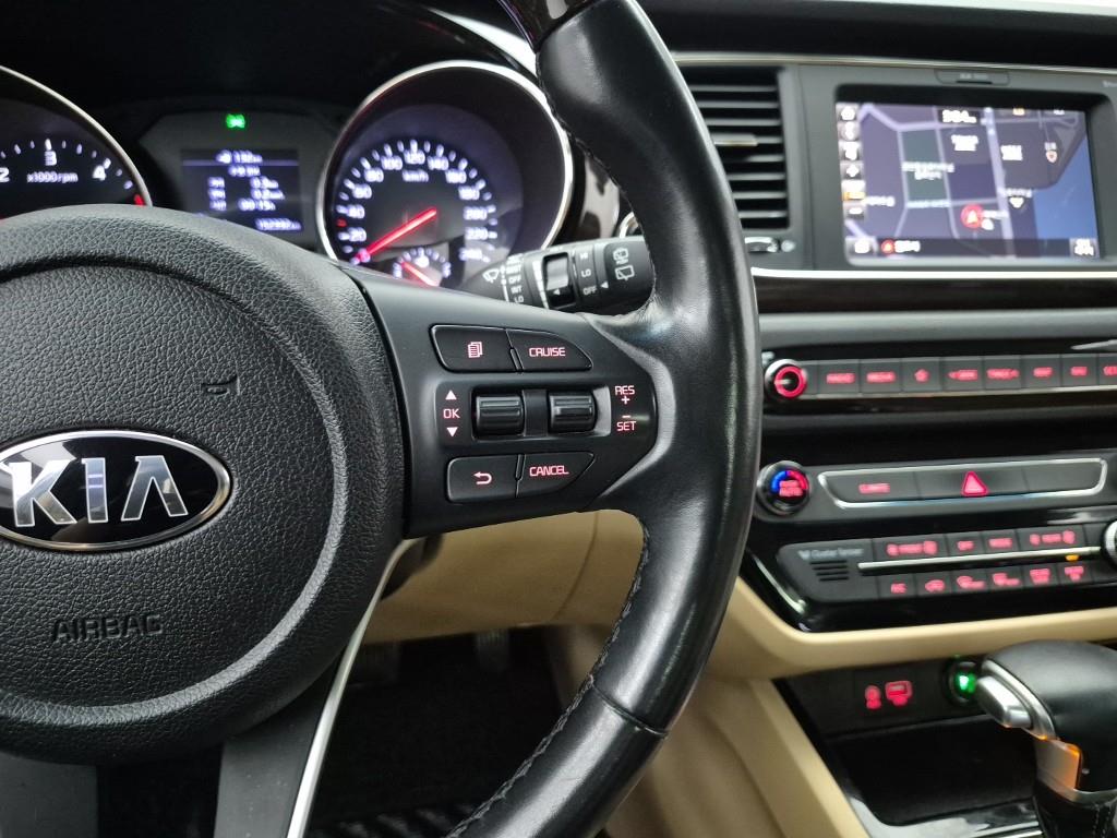 KIA Carnival 2019 Negro - Importación desde Corea - HF Imports Iquique - Foto 18