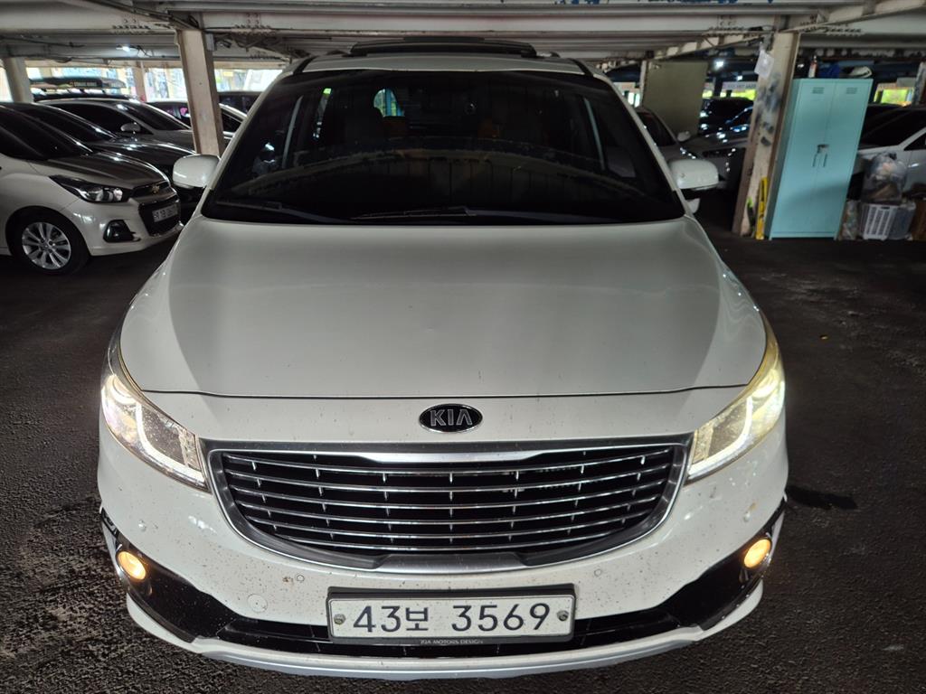 KIA Carnival 2014 Blanco - Importación desde Corea - HF Imports Iquique - Foto 1