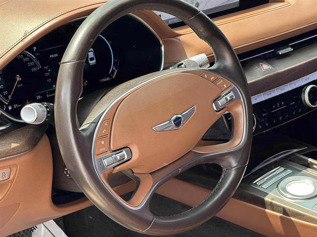 Genesis G80 - Vista 9