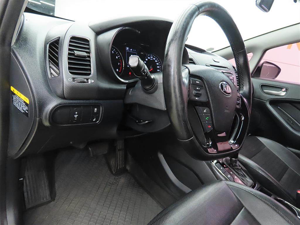KIA K3 2016 Plateado - Importación desde Corea - HF Imports Iquique - Foto 16