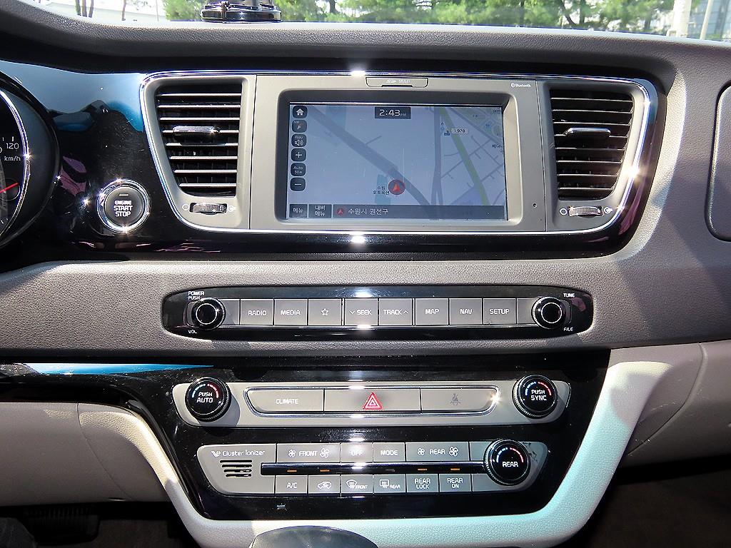 KIA Carnival 2018 - Importación desde Corea - HF Imports Iquique - Foto 16