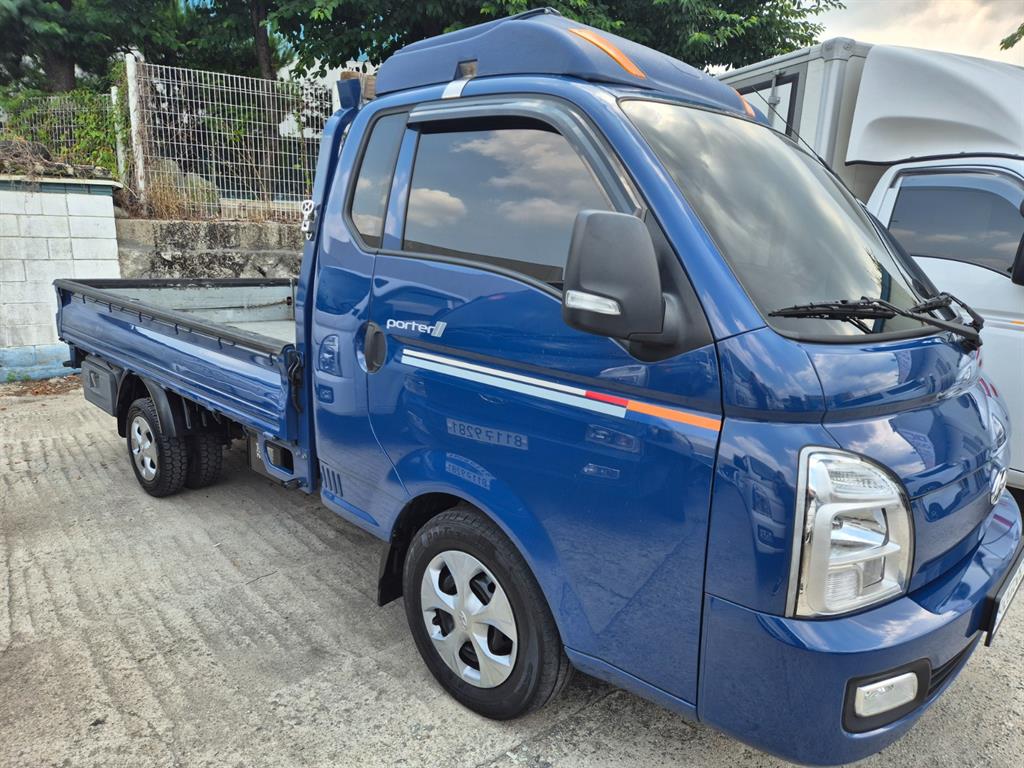 Small Truck Cargo (small) - Vista 3