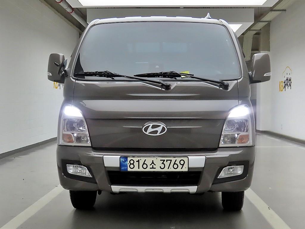 Small Truck Cargo (small) 2024 Café - Importación desde Corea - HF Imports Iquique - Foto 1
