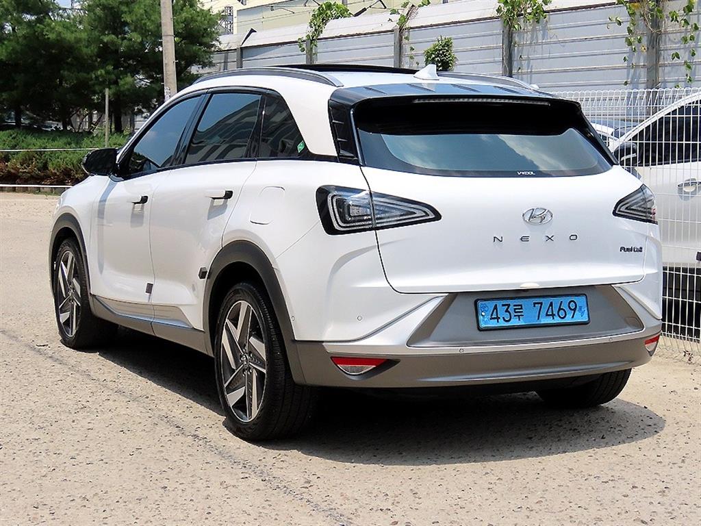 HYUNDAI Nexo - Vista 3