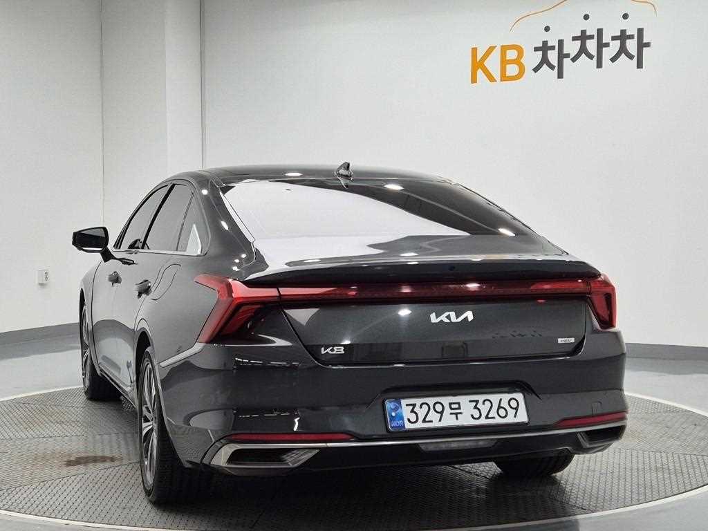 KIA K8 - Vista 2