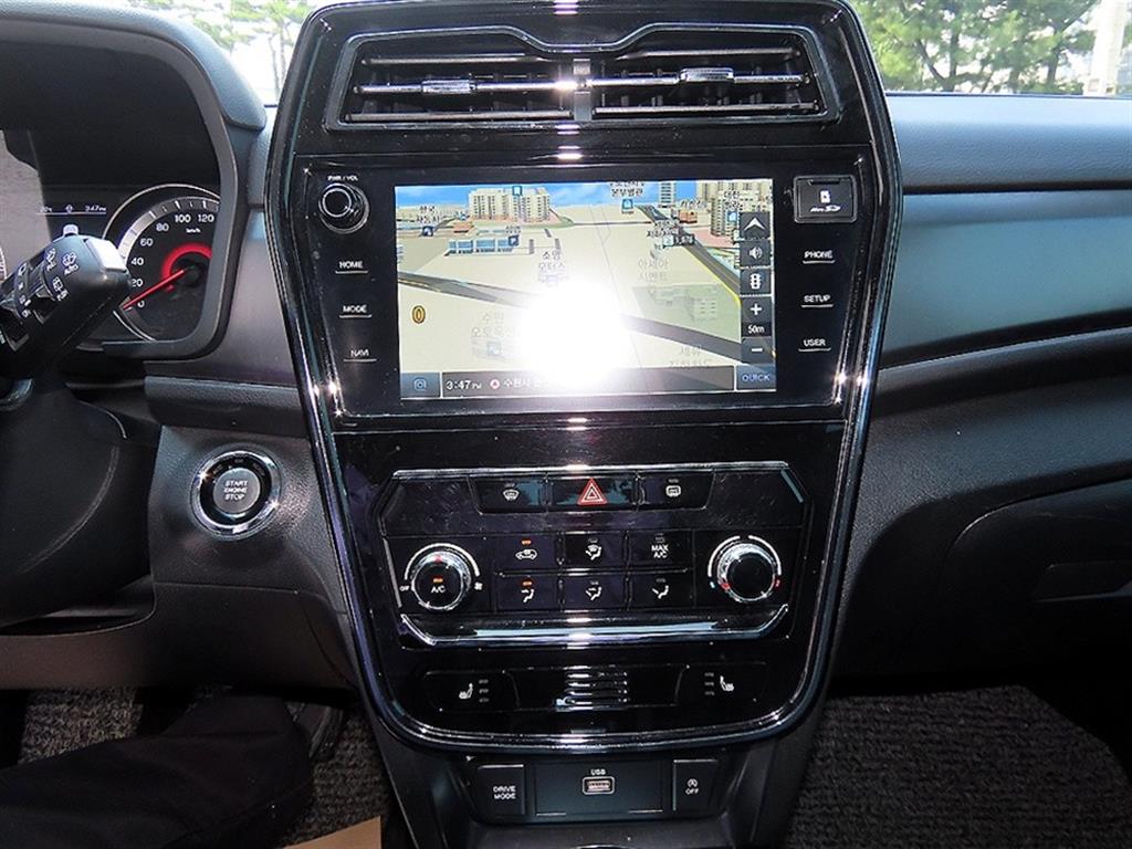 Ssangyong Tivoli 2021 Blanco - Importación desde Corea - HF Imports Iquique - Foto 16