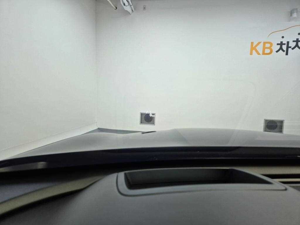 KIA K9 - Vista 12