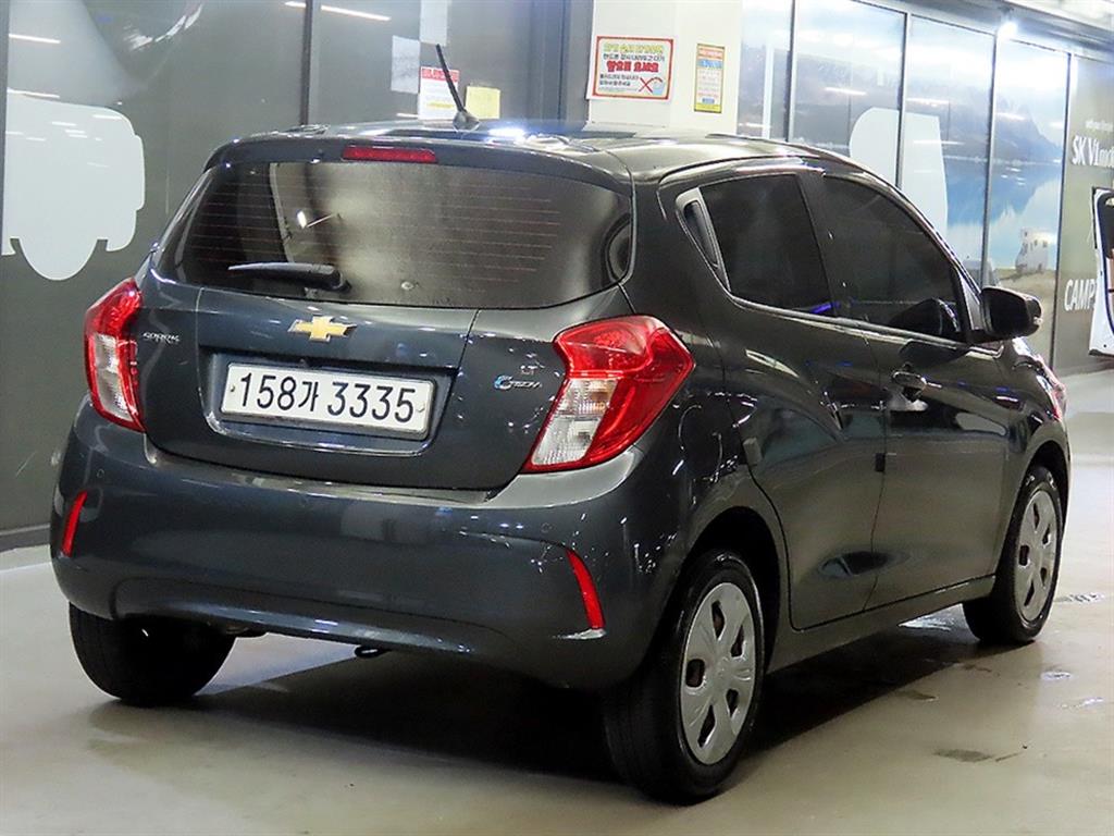 Chevrolet Spark - Vista 6