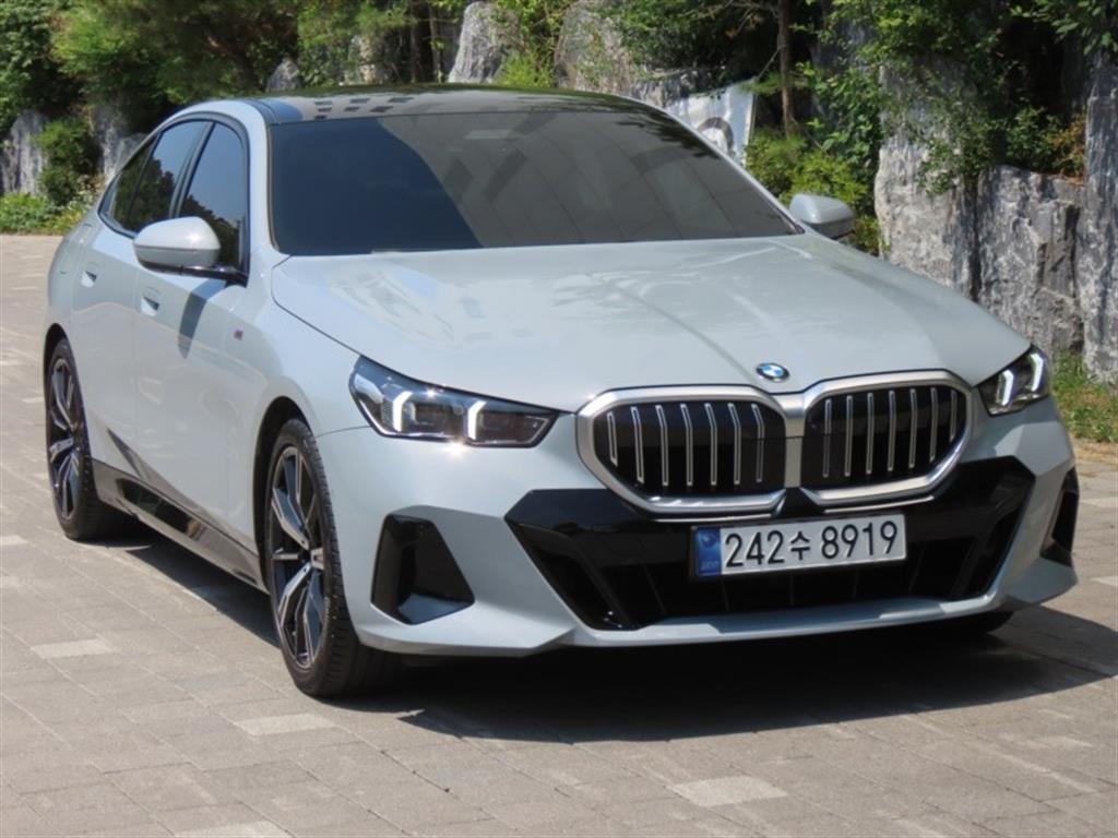 BMW 5 Series - Vista 2