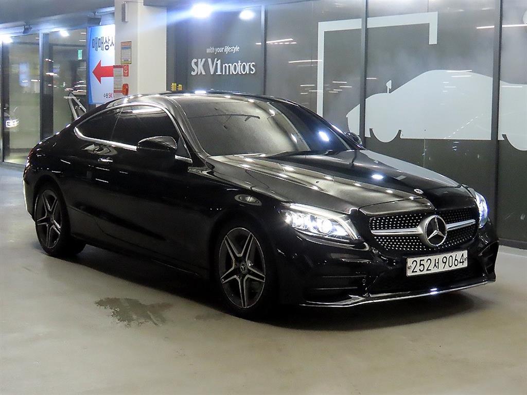 Mercedes Benz C Class 2020 Negro - Importación desde Corea - HF Imports Iquique - Foto 1