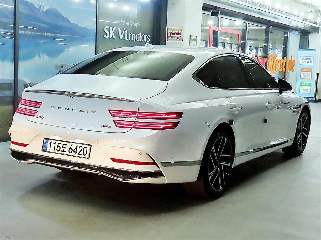 Genesis G80 - Vista 6