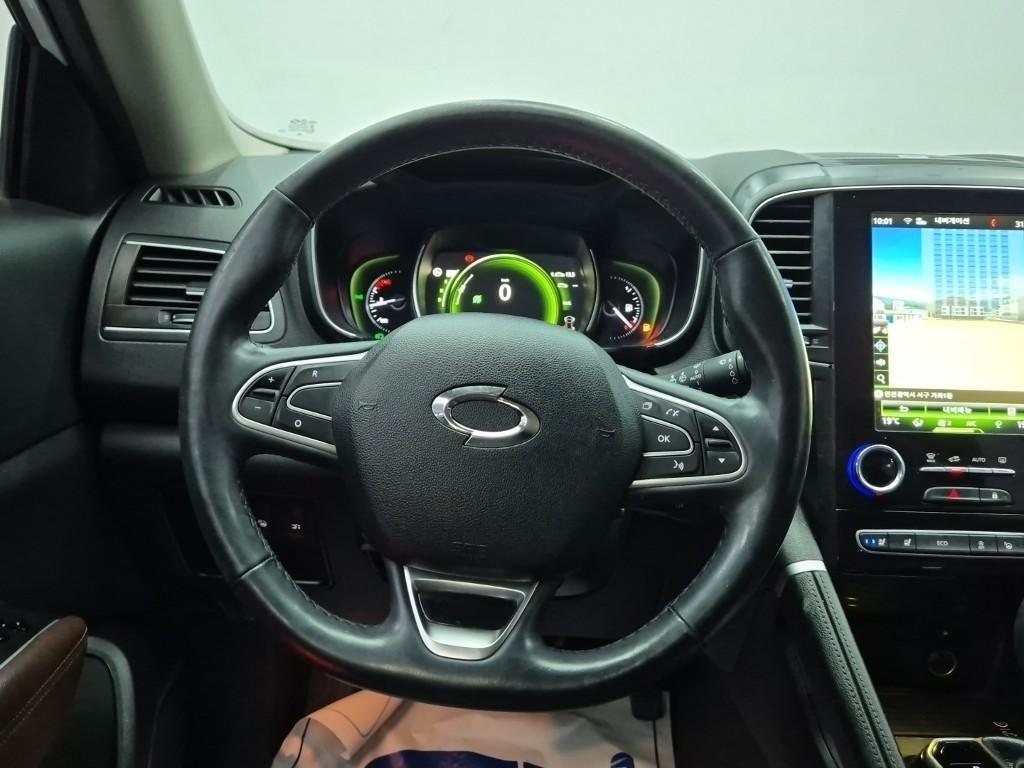 SAMSUNG QM6 - Vista 11