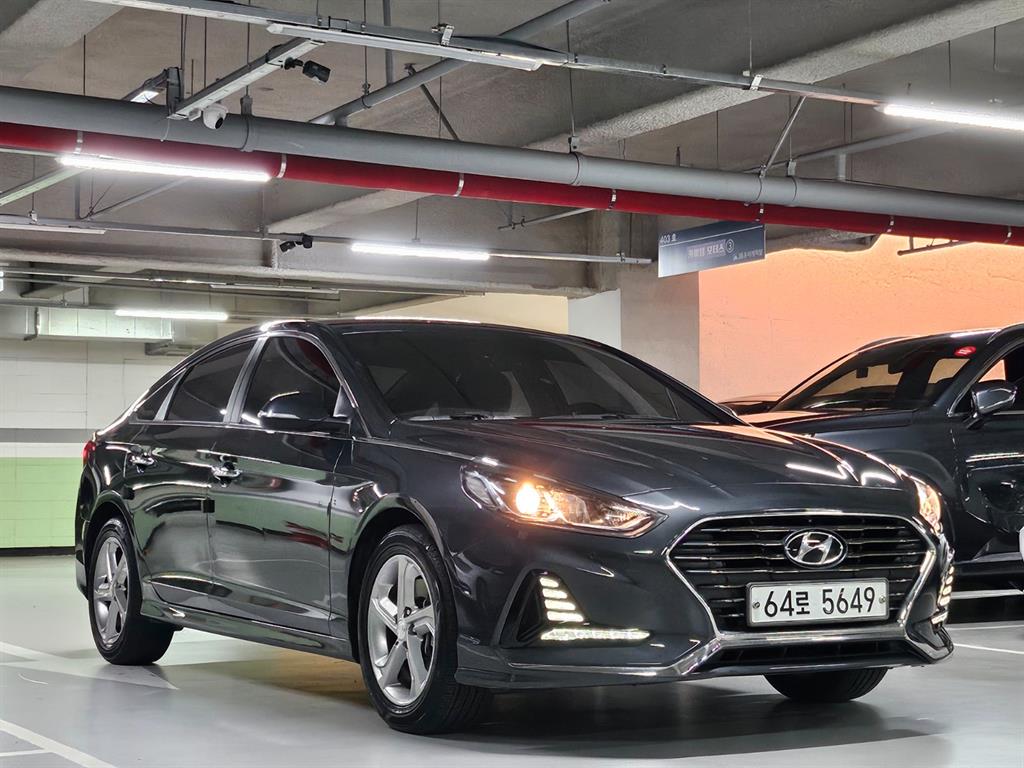HYUNDAI Sonata - Vista 2