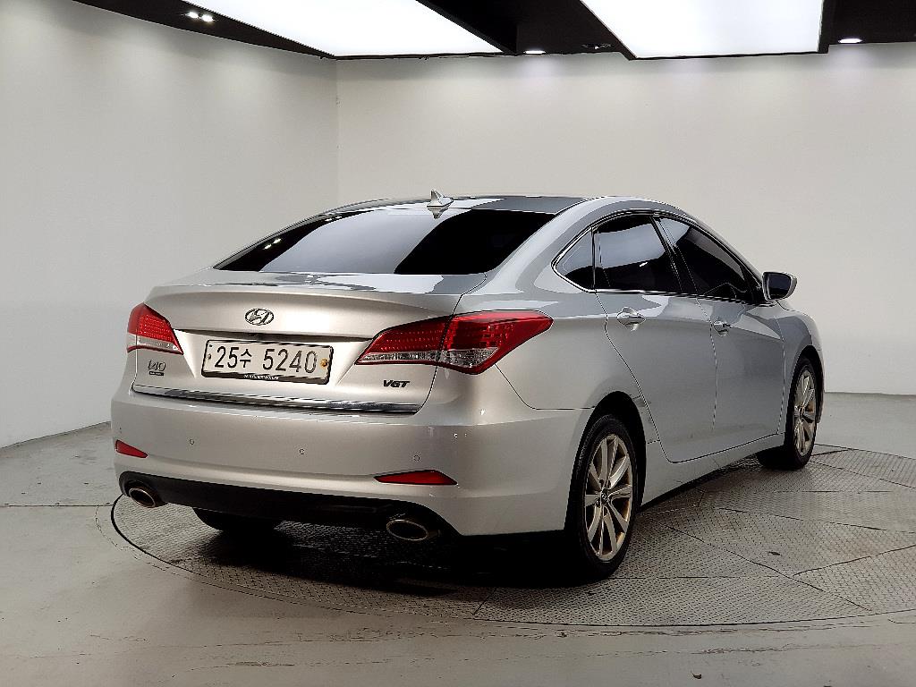 HYUNDAI i40 - Vista 6