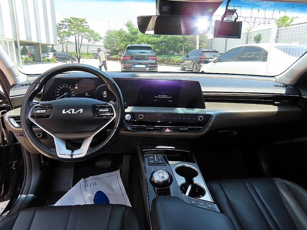 KIA K8 - Vista 9