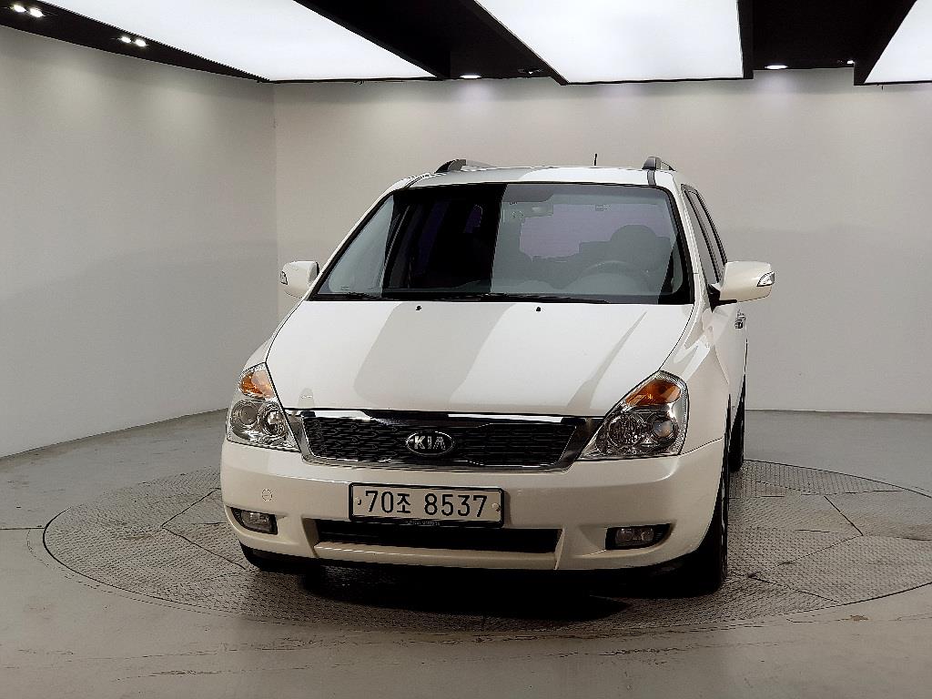 KIA Carnival - Vista 2