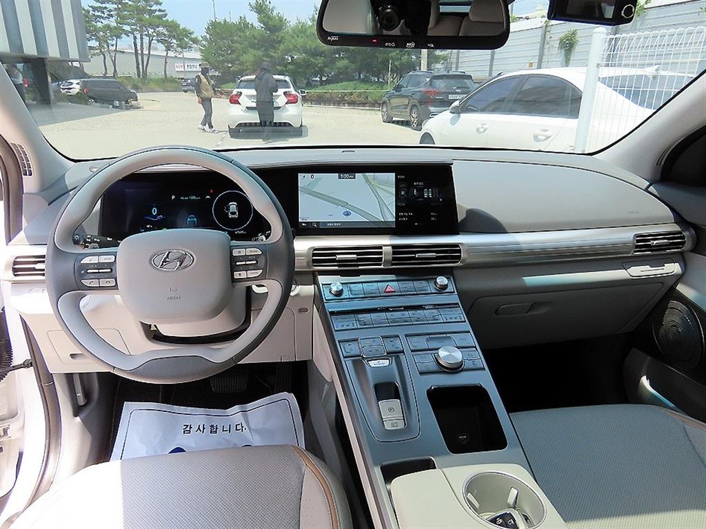 HYUNDAI Nexo - Vista 9