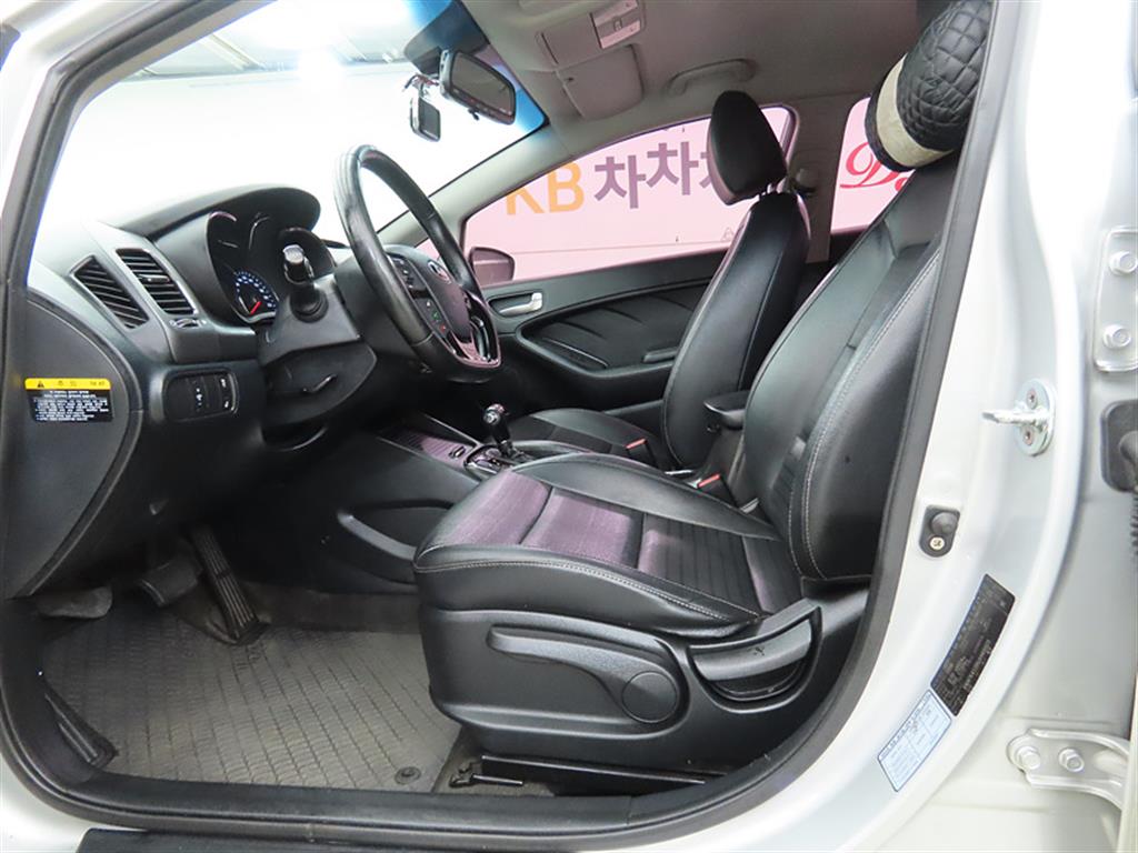 KIA K3 - Vista 7