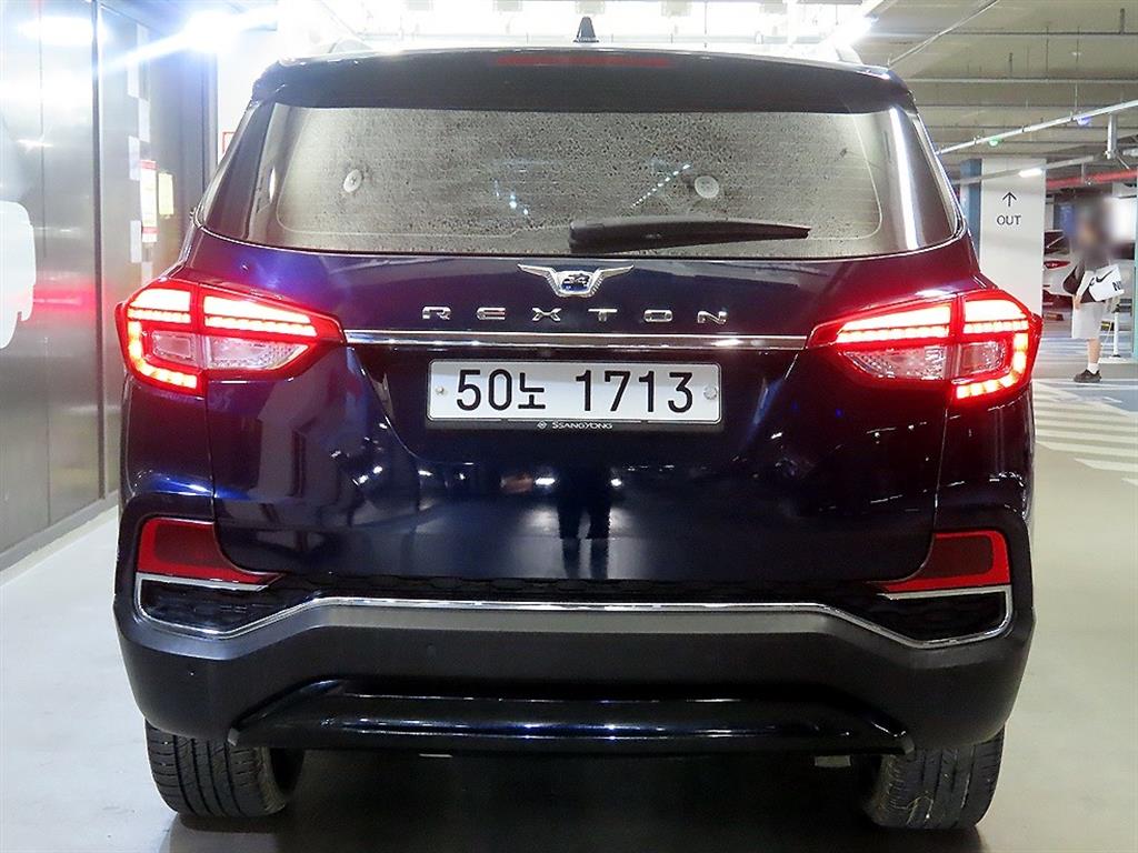 Ssangyong Rexton - Vista 7