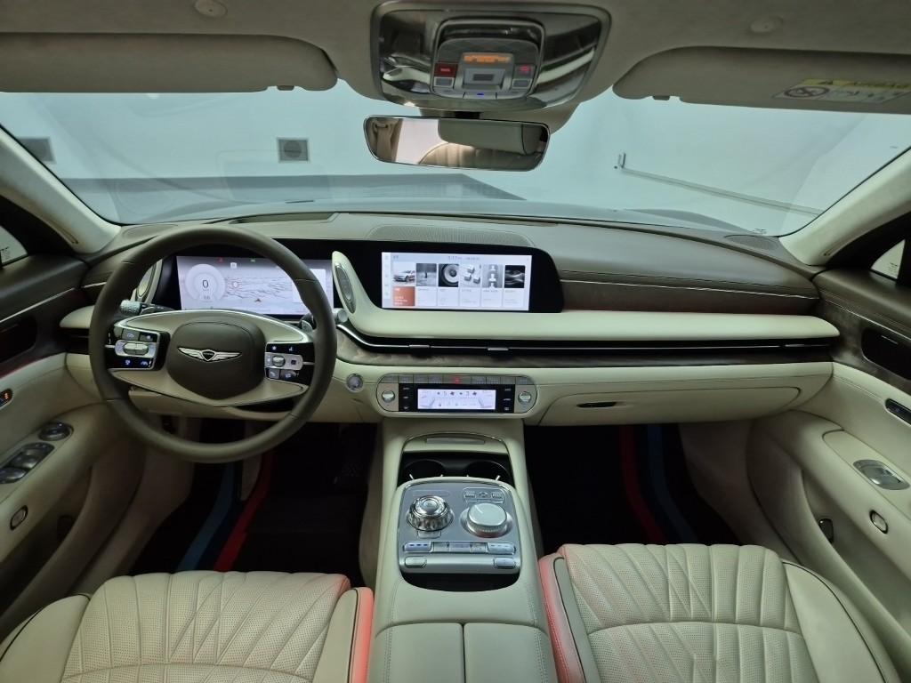 Genesis G90 - Vista 9