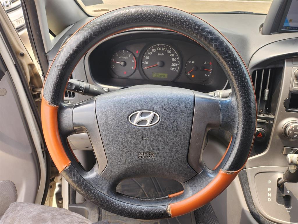 HYUNDAI Starex 2008 Blanco - Importación desde Corea - HF Imports Iquique - Foto 15