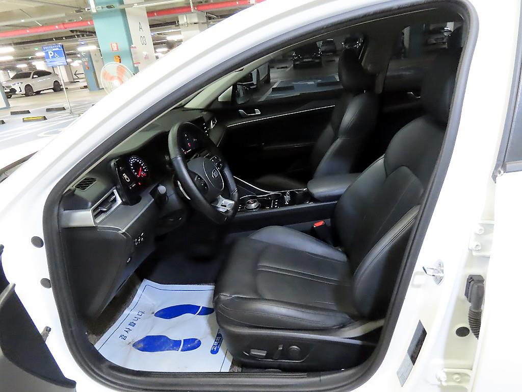KIA K5 - Vista 8