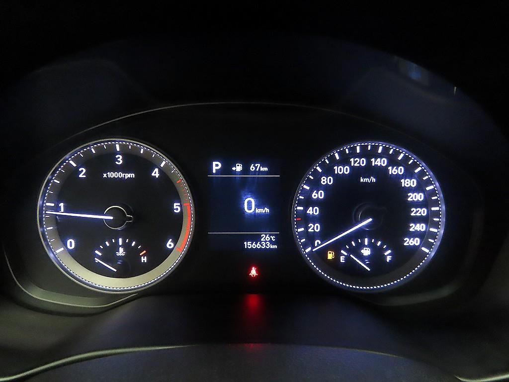 HYUNDAI Grandeur - Vista 8