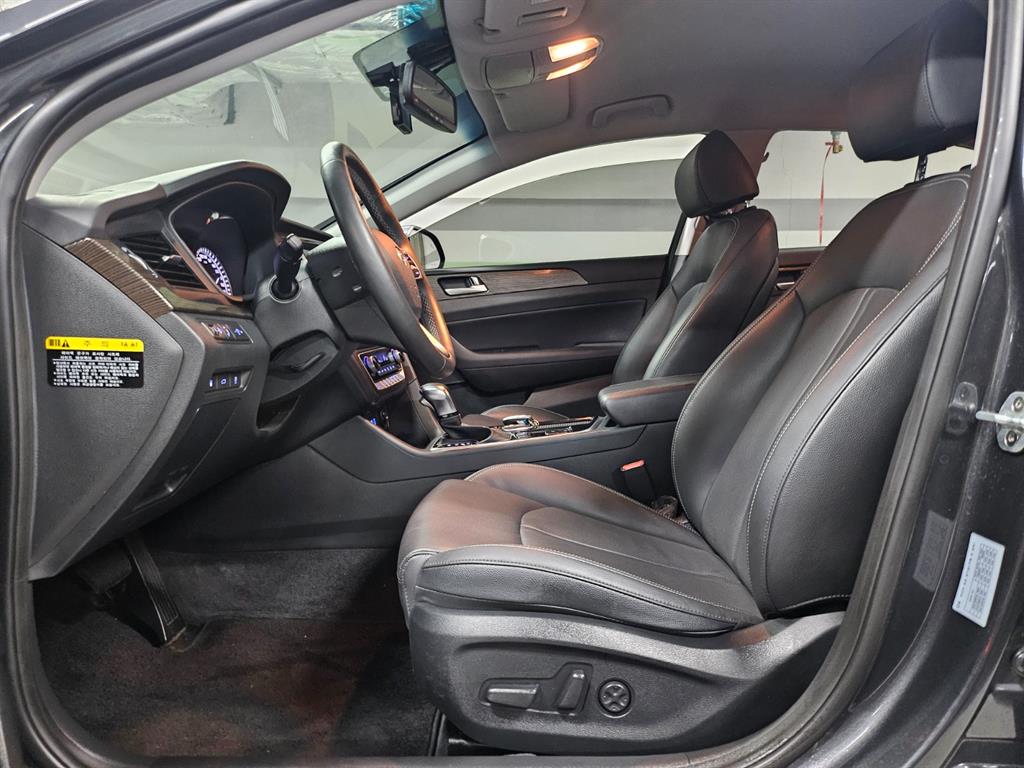 HYUNDAI Sonata - Vista 8