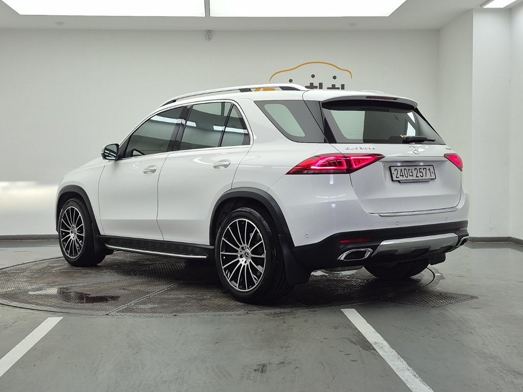 Mercedes Benz GLE Class - Vista 3